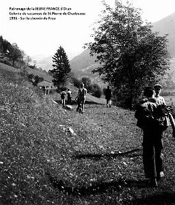 COLO JEUNE FRANCE 1956 sur le chemin du Frou